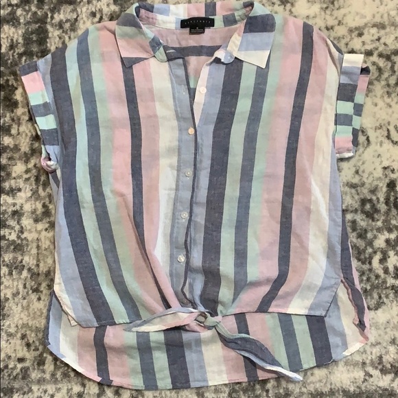 Sanctuary Tops - Sanctuary size small striped tie front top